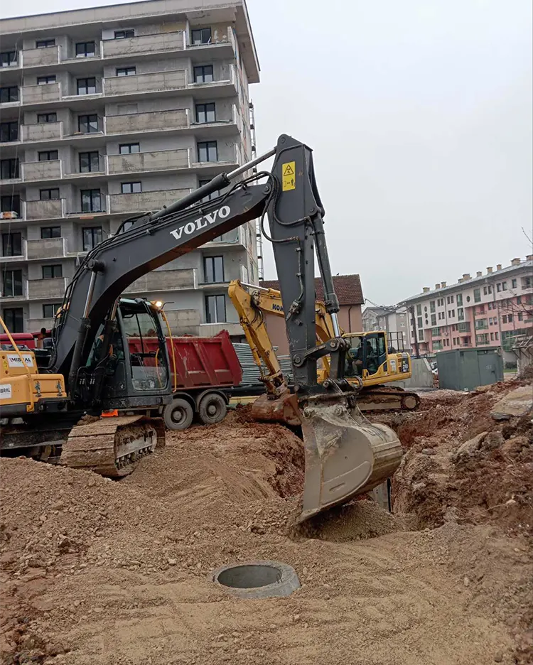 Izgradnja vodovodne mreže i separatne kanalizacije Dobrinja